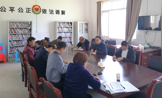 集團(tuán)公司黨委書記、董事長(zhǎng)周燕賓一行調(diào)研脫貧攻堅(jiān)工作