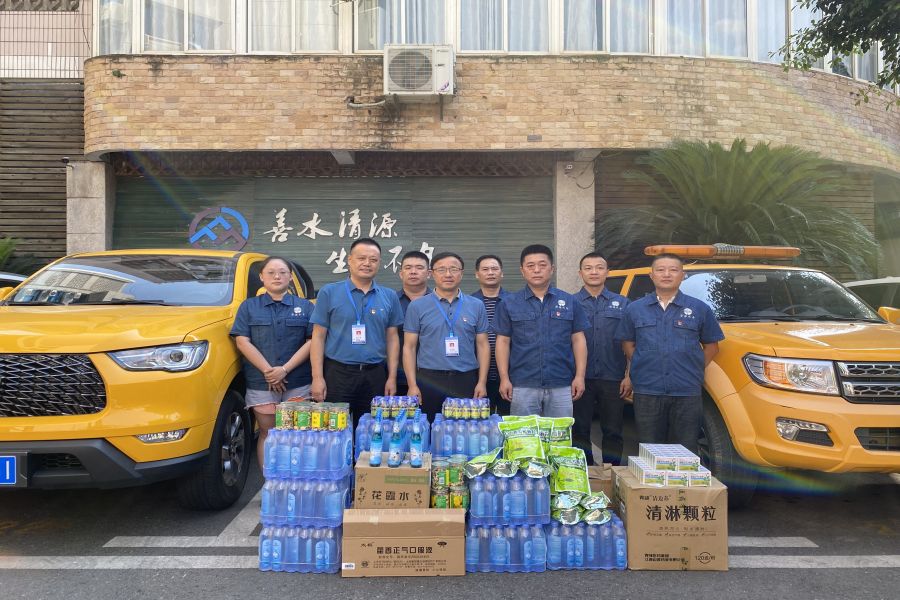 奮戰(zhàn)一線保供水，夏送清涼沁人心